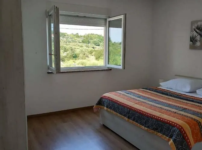 Patalic Apartment
